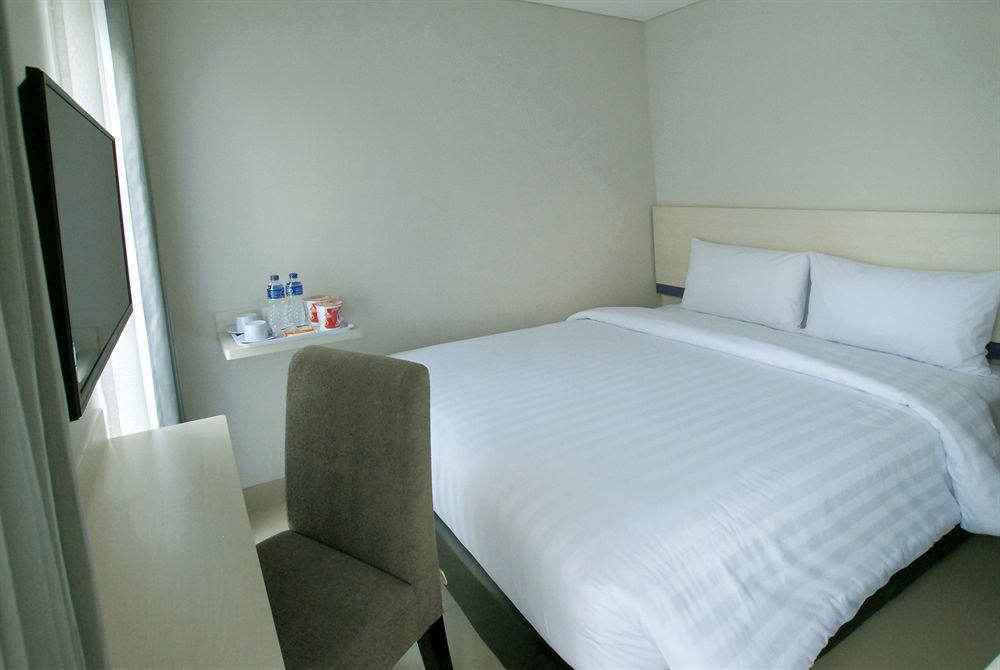 Vio Hotel Veteran Bandung Kültér fotó