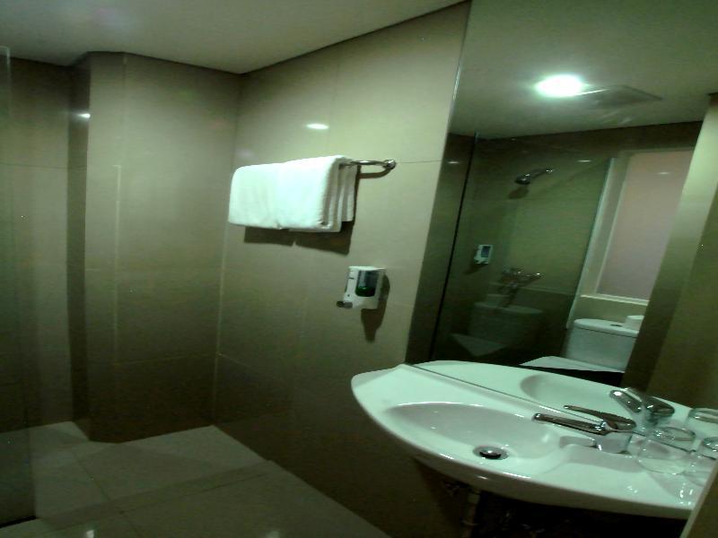 Vio Hotel Veteran Bandung Kültér fotó