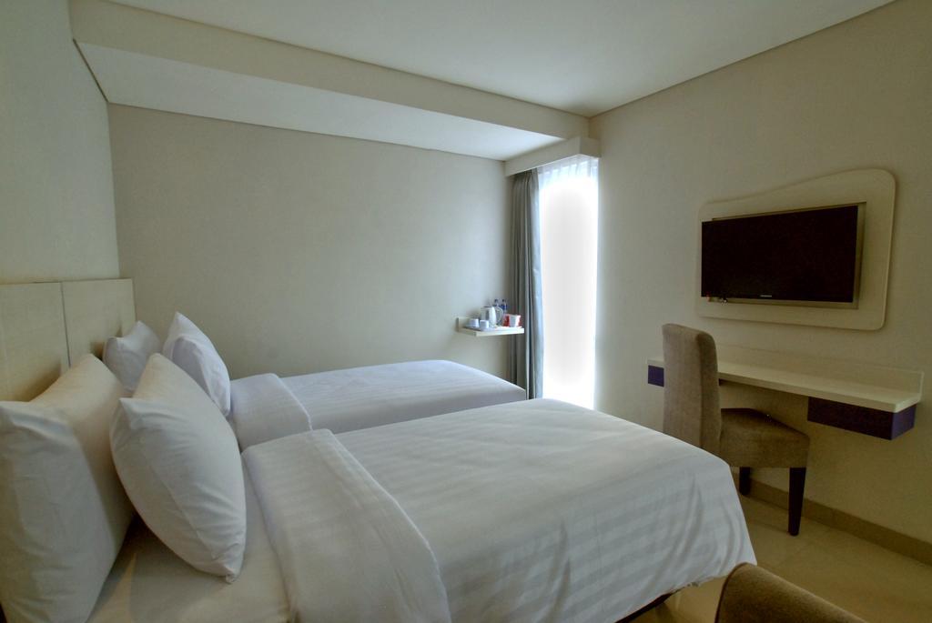 Vio Hotel Veteran Bandung Kültér fotó