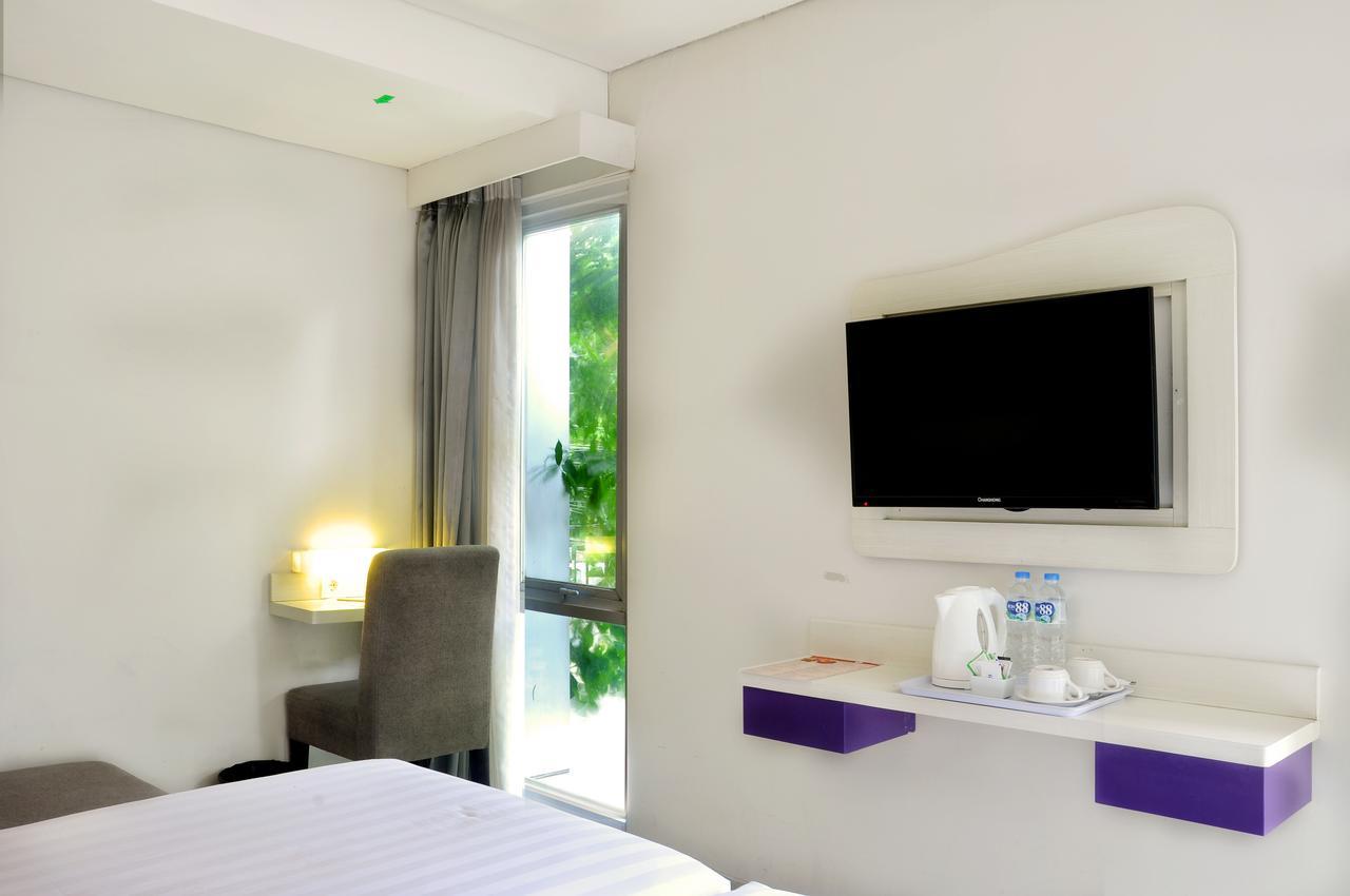 Vio Hotel Veteran Bandung Kültér fotó