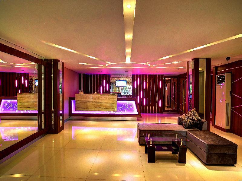 Vio Hotel Veteran Bandung Kültér fotó